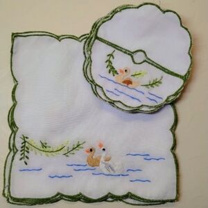6 Pack Embroidered Napkin N Coaster Set